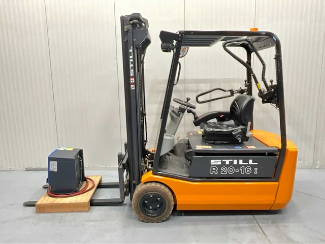 Still - r20-16 vorkheftruck triplex - sideshift - freelift - 4226 uur - acculader - afbeelding 16 van  22