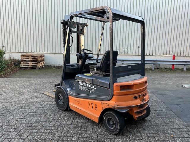 Still - r60-25 - forklift trucks - 2001 - afbeelding 9 van  10