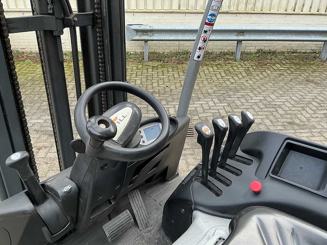Still - rx20-18 - forklift trucks - 2013 - afbeelding 8 van  9