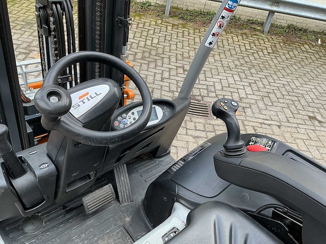 Still - rx20-20 - forklift trucks - 2013 - afbeelding 10 van  13