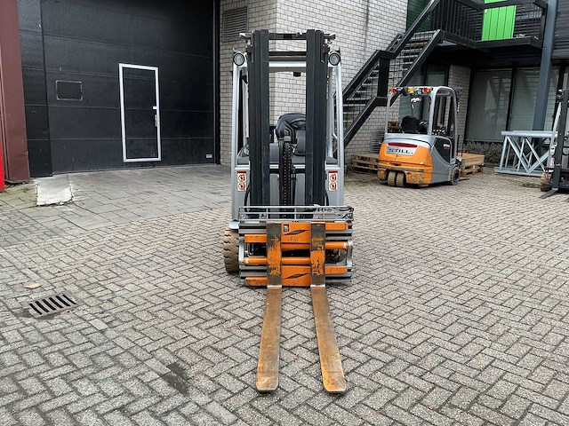 Still - rx20-20 - forklift trucks - 2013 - afbeelding 7 van  13