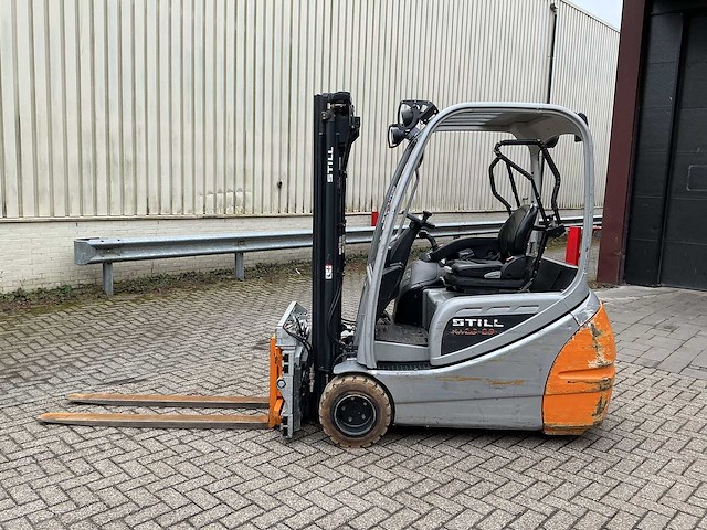 Still - rx20-20 - forklift trucks - 2013 - afbeelding 6 van  13