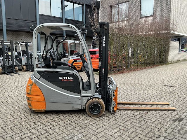 Still - rx20-20 - forklift trucks - 2013 - afbeelding 10 van  13