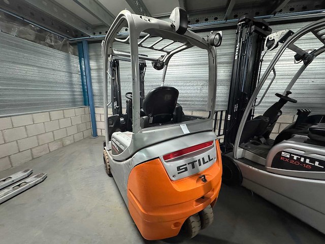 Still - rx20-20 - forklift trucks - 2013 - afbeelding 6 van  12
