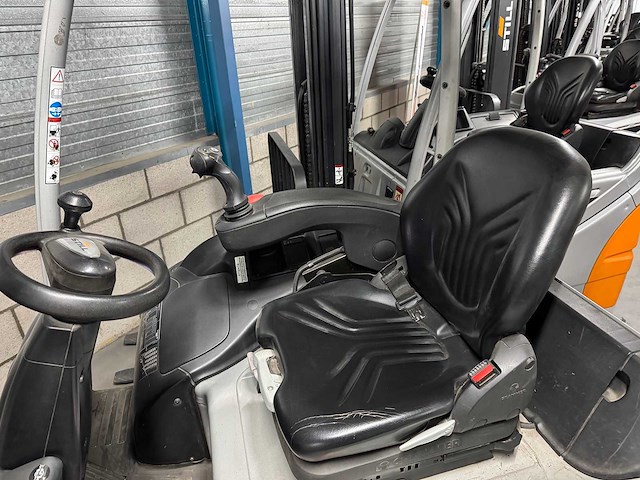 Still - rx20-20 - forklift trucks - 2013 - afbeelding 10 van  12