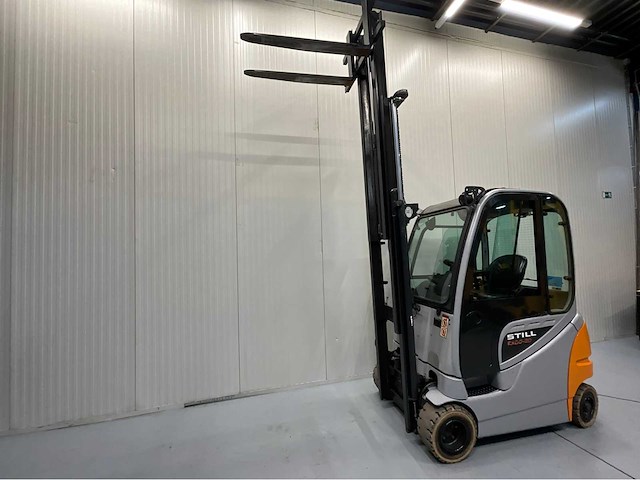 Still - rx60-20 - vorkheftruck - triplex - freelift - gesloten cabine - bluespot - 3e en 4e functie - afbeelding 16 van  21