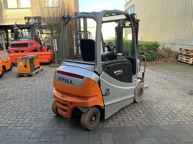 Still - rx60-25 - forklift trucks - 2012 - afbeelding 6 van  10