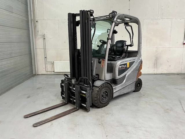 Still - rx60-25 - forklift trucks - 2013 - afbeelding 1 van  10