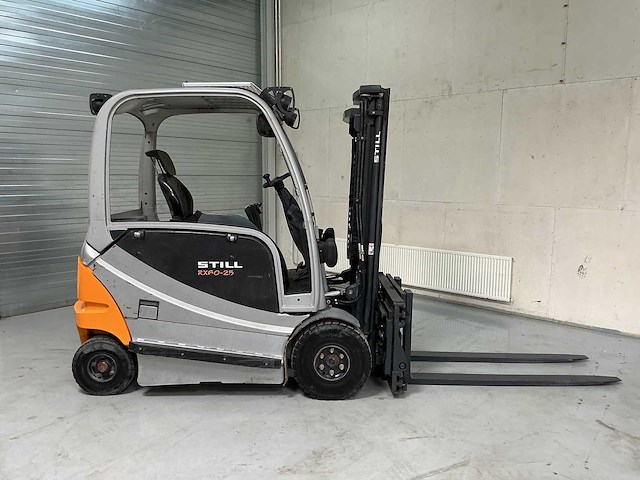 Still - rx60-25 - forklift trucks - 2014 - afbeelding 10 van  13
