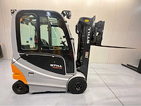 Still - rx60-25 - vorkheftruck, vorkenversteller buiten vorkenbord, triplex, freelift, sideshift, gesloten cabine - afbeelding 13 van  25