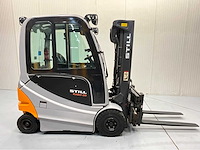 Still - rx60-25 - vorkheftruck, vorkenversteller buiten vorkenbord, triplex, freelift, sideshift, gesloten cabine - afbeelding 22 van  25