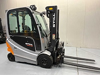 Still - rx60-25 - vorkheftruck, vorkenversteller buiten vorkenbord, triplex, freelift, sideshift, gesloten cabine - afbeelding 23 van  25