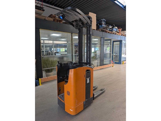 Still 2012 sv12 reach truck - afbeelding 3 van  4
