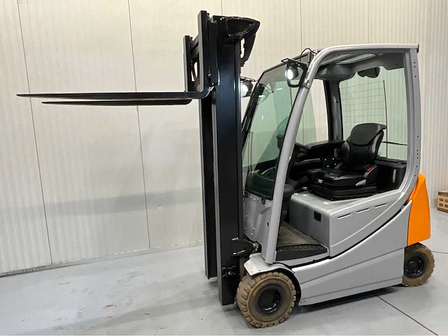 Still rx20-16p - vorkheftruck 2020 - triplex - freelift - sideshift - bluespot - afbeelding 12 van  19