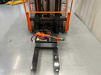 Still rx20-20 - vorkheftruck triplex - sideshift - freelift - acculader - 2020 - redline zijkant - bluespot - afbeelding 2 van  22