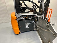 Still rx20-20 - vorkheftruck triplex - sideshift - freelift - acculader - 2020 - redline zijkant - bluespot - afbeelding 14 van  22