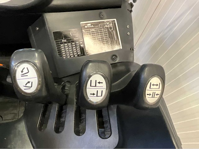 Still rx60-25 - vorkheftruck triplex - vorkensteller - freelift - sideshift- acculader - afbeelding 2 van  8