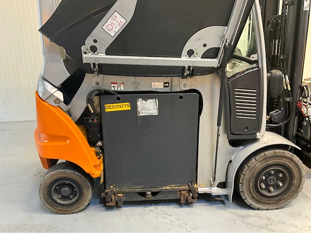 Still rx60-25 - vorkheftruck triplex - vorkensteller - freelift - sideshift- acculader - afbeelding 8 van  8