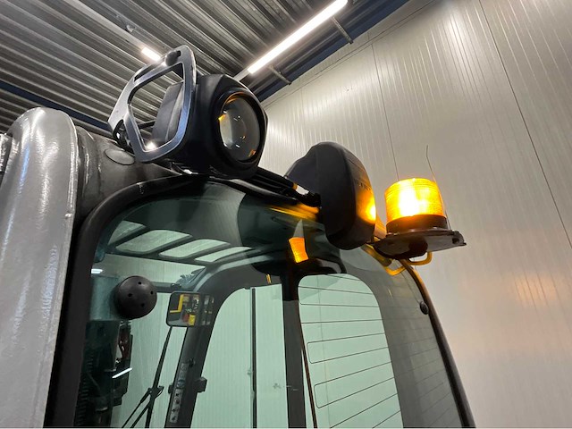 Still rx60-25 vorkheftruck 2016 triplex - vorkenversteller buiten vorkenbord - freelift - sideshift -8677 uur gesloten cabine - afbeelding 14 van  25