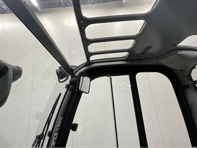 Still rx60-25 vorkheftruck 2016 triplex - vorkenversteller buiten vorkenbord - freelift - sideshift -8677 uur gesloten cabine - afbeelding 16 van  25
