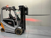 Still rx60-30 vorkheftruck triplex vorkensteller - freelift - sideshift - 2019 - 8026 uur - redline - 4.8m -bluespot - afbeelding 11 van  21