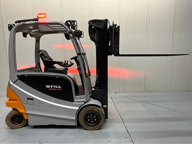 Still rx60-30 vorkheftruck triplex vorkensteller - freelift - sideshift - 2019 - 8026 uur - redline - 4.8m -bluespot - afbeelding 17 van  21