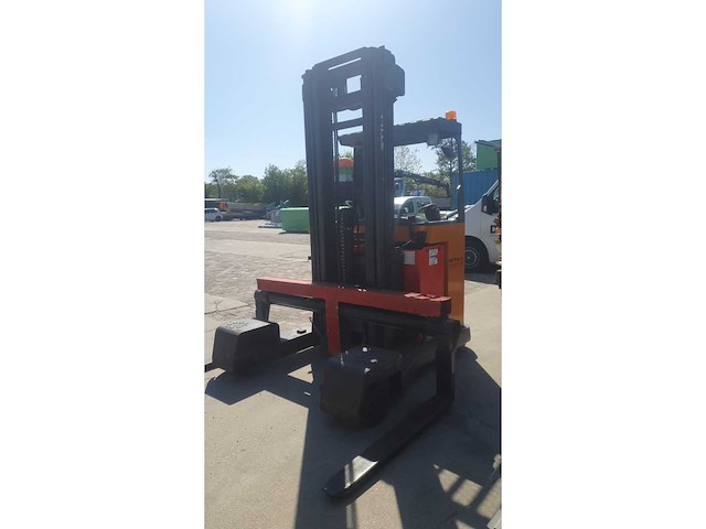 Still ufm fm-4w 25 2500kg vierweg zijlader - afbeelding 1 van  6