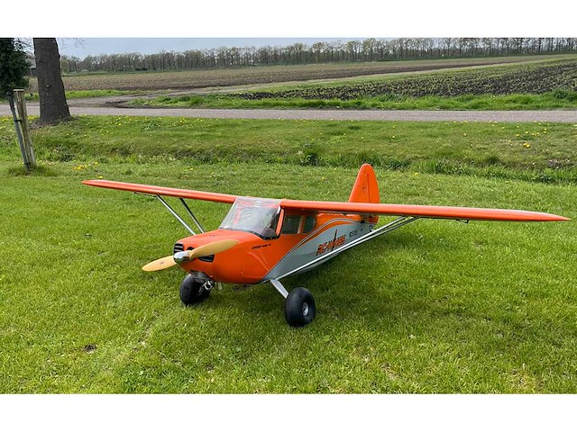 Stinson voyager 150 - 270cm - benzine - rc vliegtuig - afbeelding 1 van  4