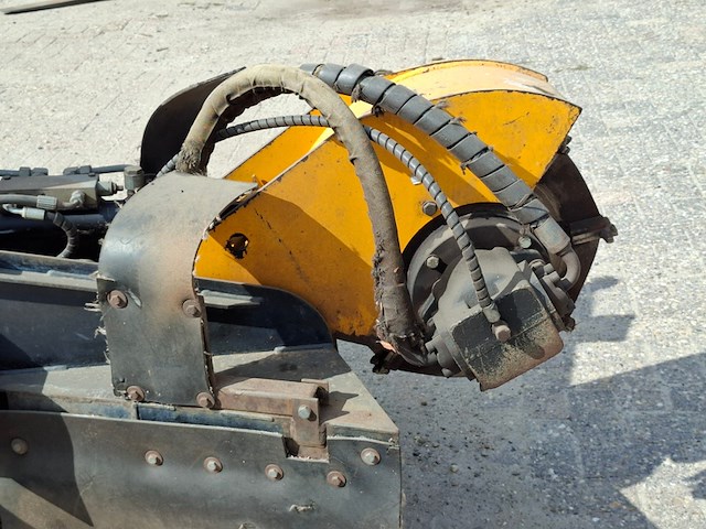 Stobbenfrees, predator, p50r, 2007 - afbeelding 9 van  13