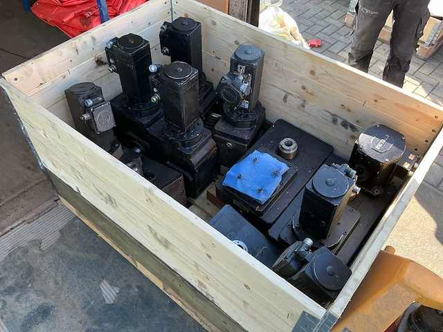 Stober & elmo servo motoren (10x) - afbeelding 2 van  6