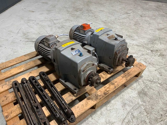 Stöber r47-2107-220-4 elektromotor (2x) - afbeelding 1 van  5