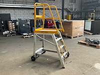 Stockmaster tracker verrijdbare trap - afbeelding 2 van  4