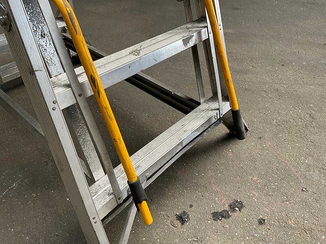 Stockmaster tracker verrijdbare trap - afbeelding 3 van  4