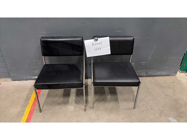 Stoel (2x) - afbeelding 1 van  1