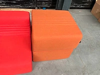 Stoel met kussens en accessoires - afbeelding 13 van  17