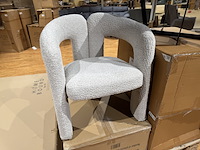 Stoel, zand bouclé stof, design - afbeelding 2 van  3