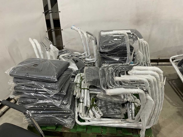 Stoelen (26x) - afbeelding 7 van  8
