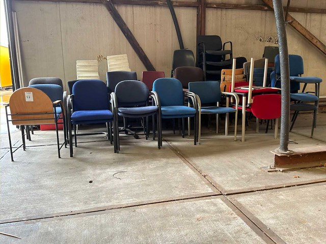 Stoelen (83x) - afbeelding 2 van  5