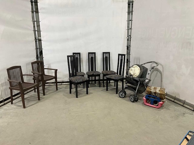Stoelen en diversen - afbeelding 3 van  7