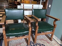 Stoelen, leder bekleed, antiek - 2 stuks - afbeelding 1 van  2