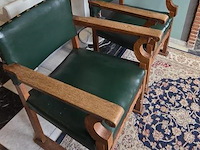 Stoelen, leder bekleed, antiek - 2 stuks - afbeelding 2 van  2