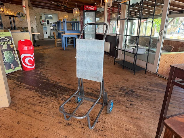 Stoelen steekwagen - afbeelding 4 van  4