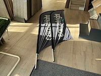 Stoepbord incl 2 vlaggen - afbeelding 2 van  2