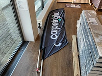 Stoepbord met 2 vlaggen - afbeelding 3 van  4