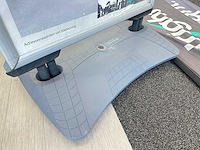 Stoepbord met twee beachvlaggen - afbeelding 3 van  3