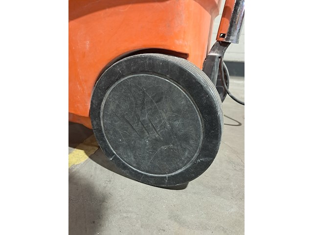 Stof-/waterzuiger - 45l - 230v kärcher, nt45/1 tact, bouwjaar 2012 - afbeelding 12 van  12