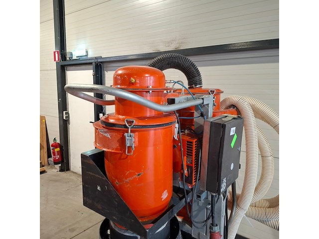 Stofafzuiging met longopac 380v 600m³/uur husqvarna, dc6000, bouwjaar 2016 - afbeelding 13 van  17
