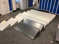 Stofkappen voor lockerkast (13x) - afbeelding 1 van  6