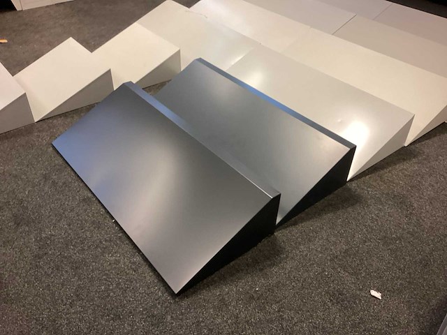 Stofkappen voor lockerkast (13x) - afbeelding 2 van  6