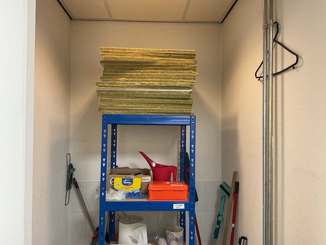 Stofzuiger + diversen - afbeelding 2 van  6